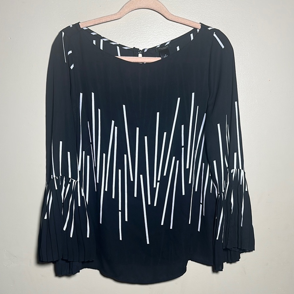 Ann Taylor Black White Bell Sleeve Career Top | Medium